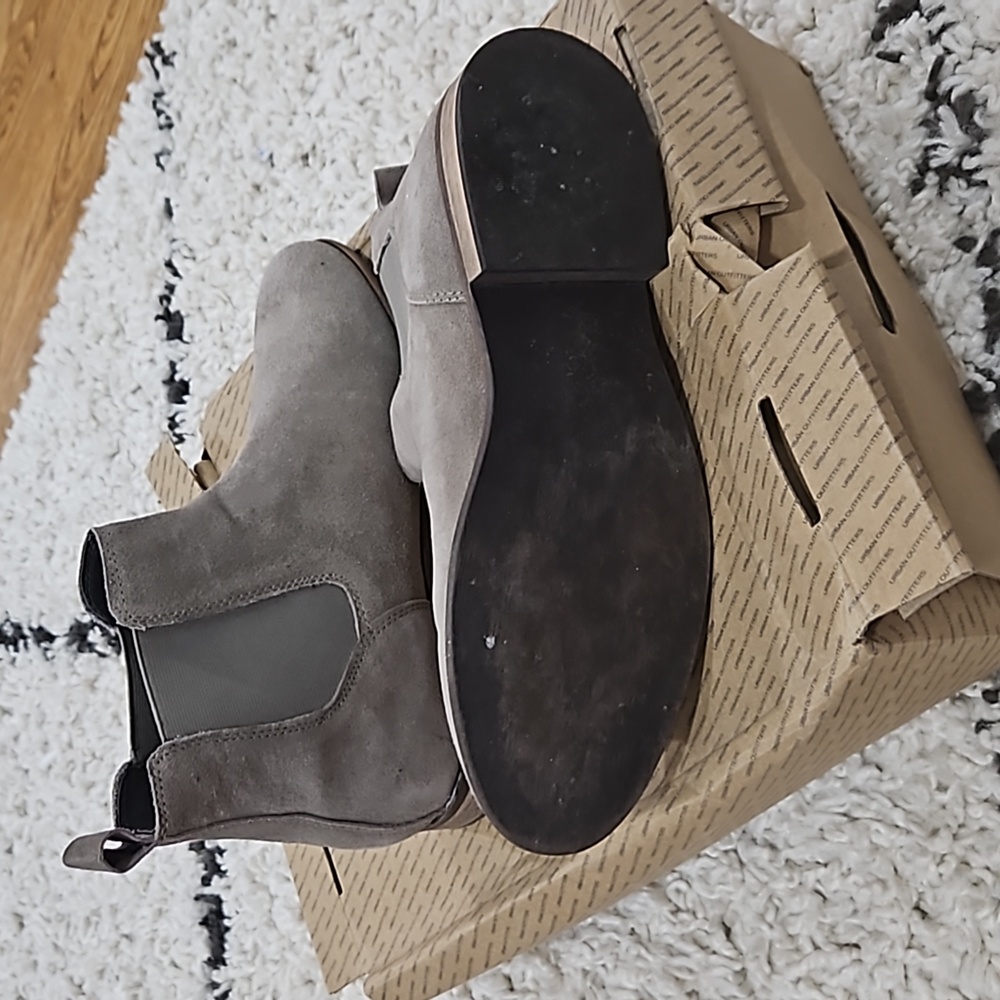 Chelsea boots - Picture 4 of 4